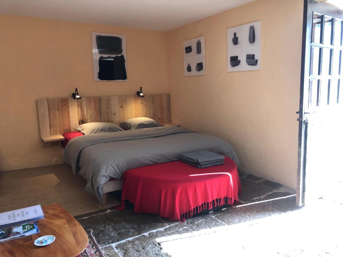 Art En Cele-Chambres D'Hotes Corn Bagian luar foto
